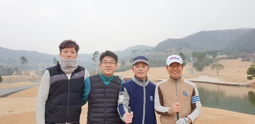 여강코스 7번홀 파4 전경