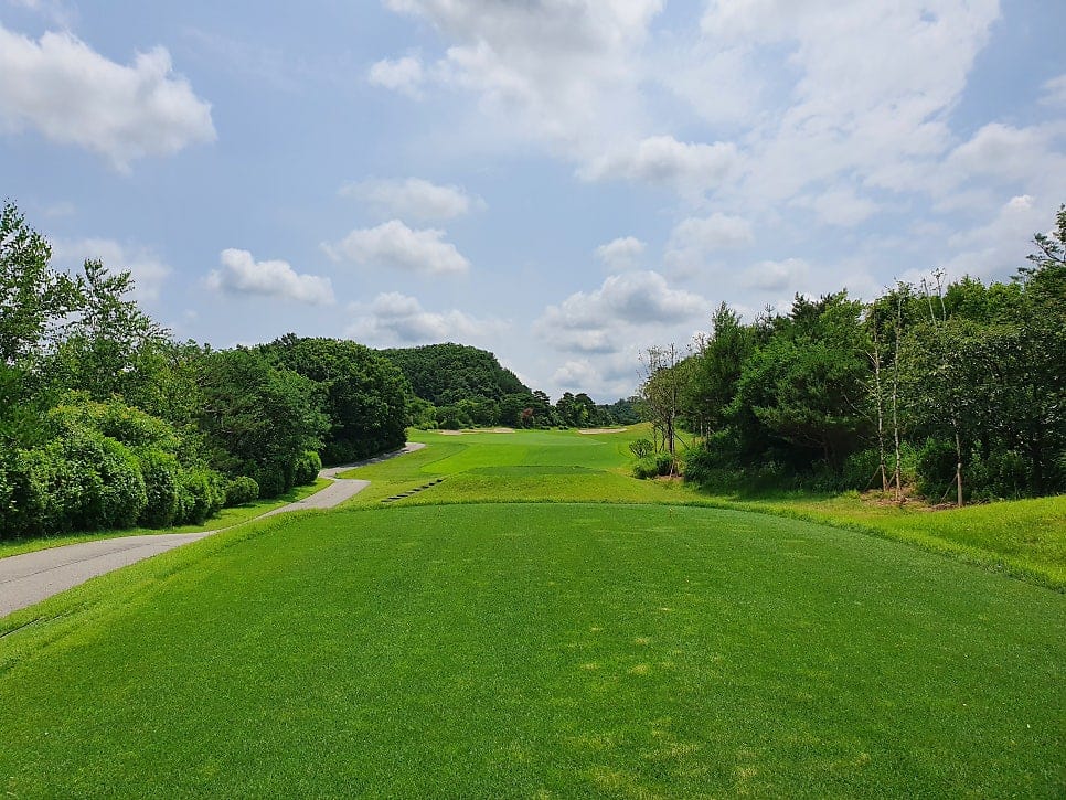 동코스 9번홀 파5